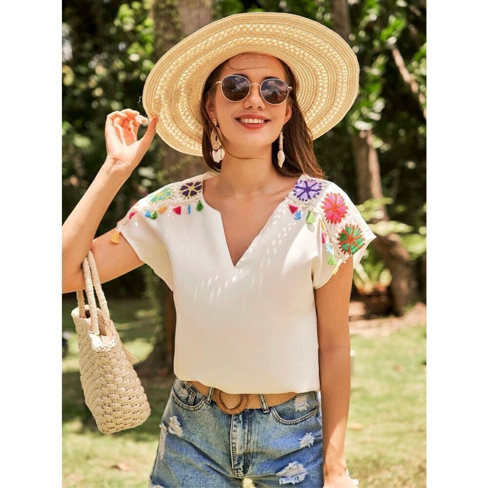 Women’s White Blouse with Multicolor Floral Design, Size Large